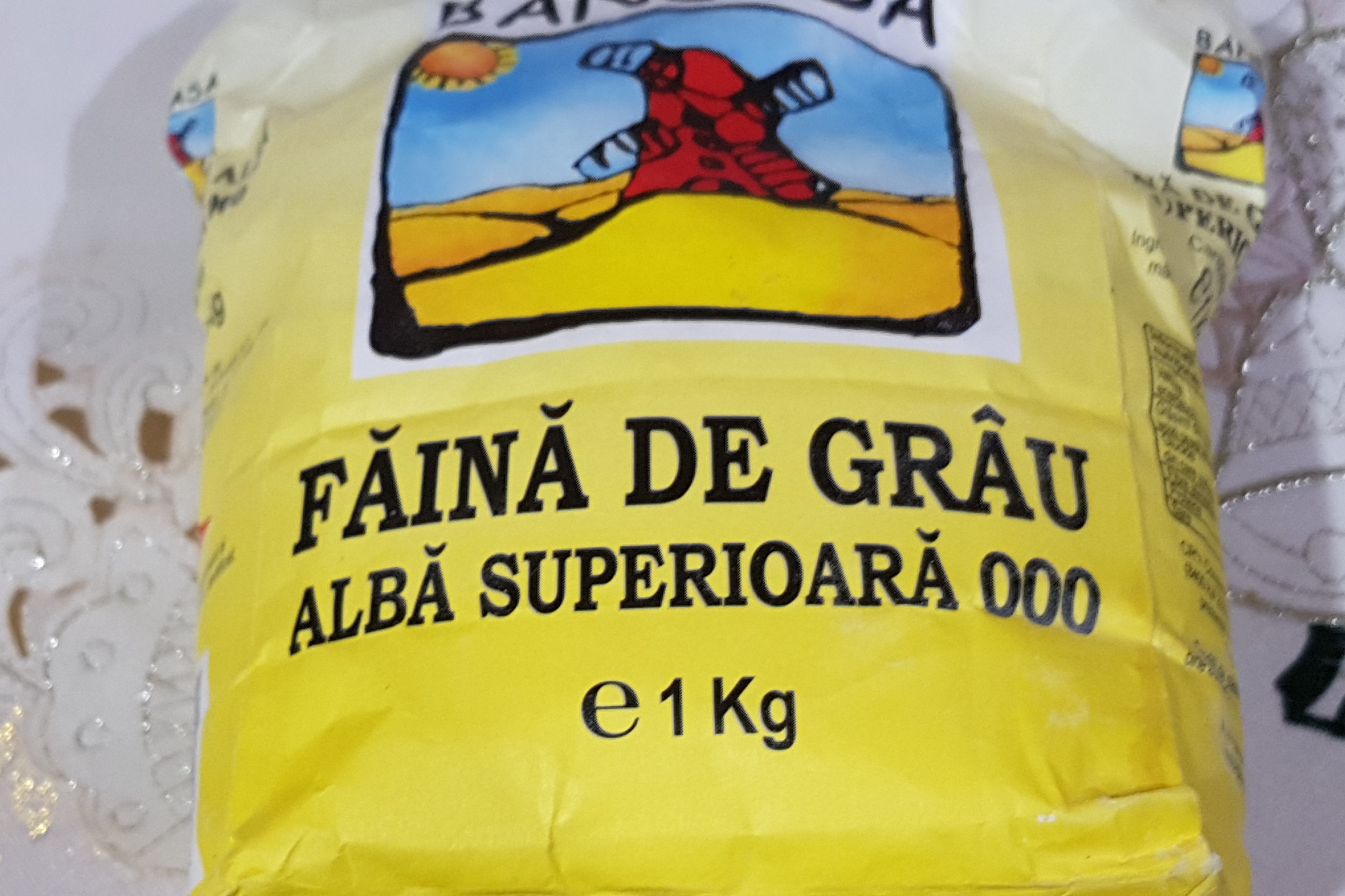 Paine cu faina integrala si fulgi de secara