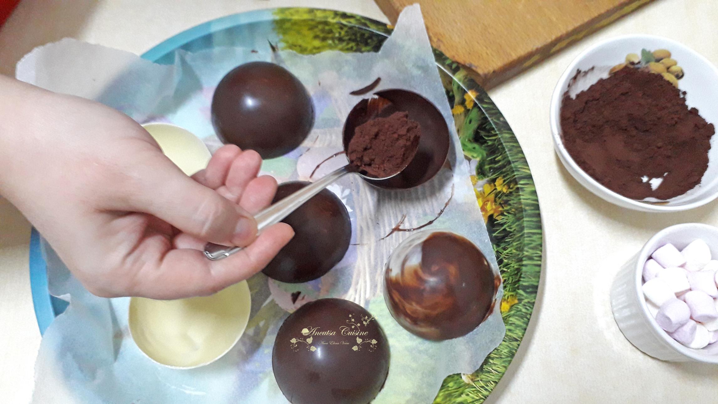 Desert sfere de ciocolata, umplute, pentru cacao calda