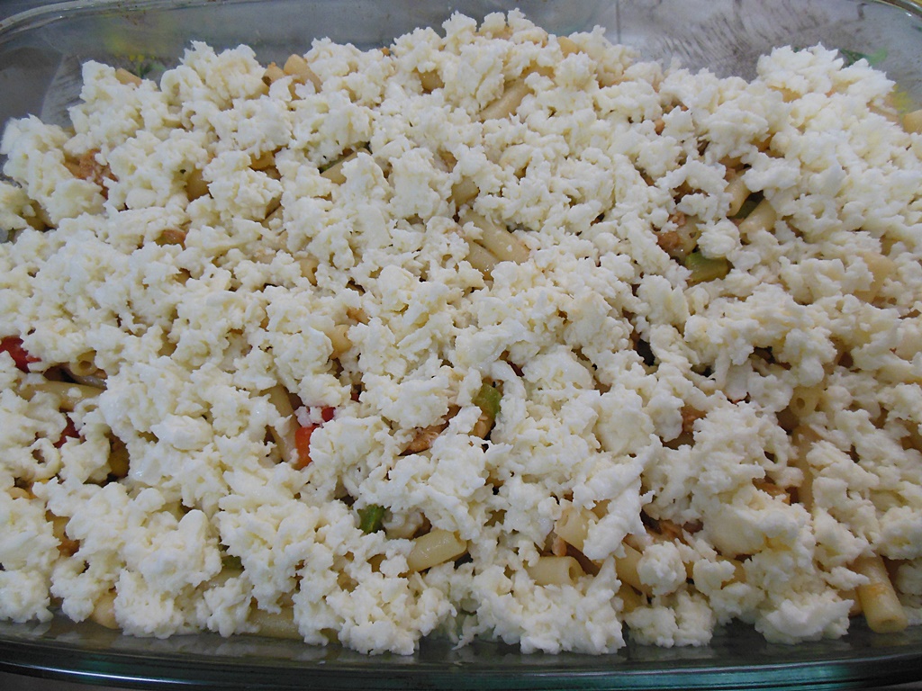 Paste gratinate cu ton si mozzarella