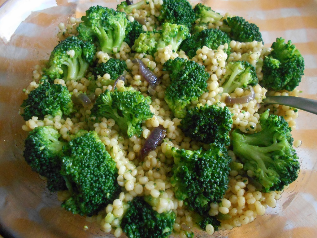 Cus-cus cu broccoli si ras-el-hanout