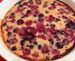 Desert clafoutis cu fructe de padure-4