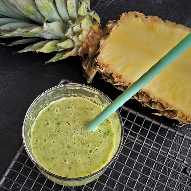 Smoothie de ananas cu spanac