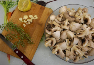 Ciuperci champignon cu quinoa