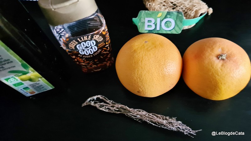 Grapefruit la cuptor cu sirop de artar si cimbru (low carb)