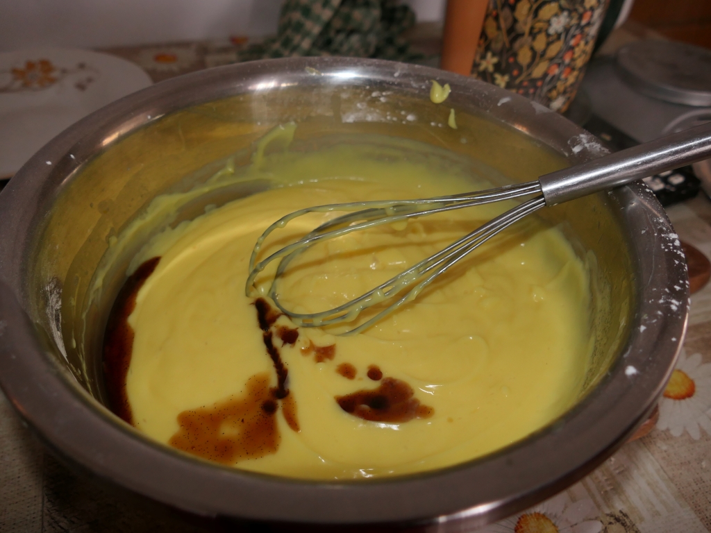 Reteta de tarta cu crema de vanilie krant si smochine