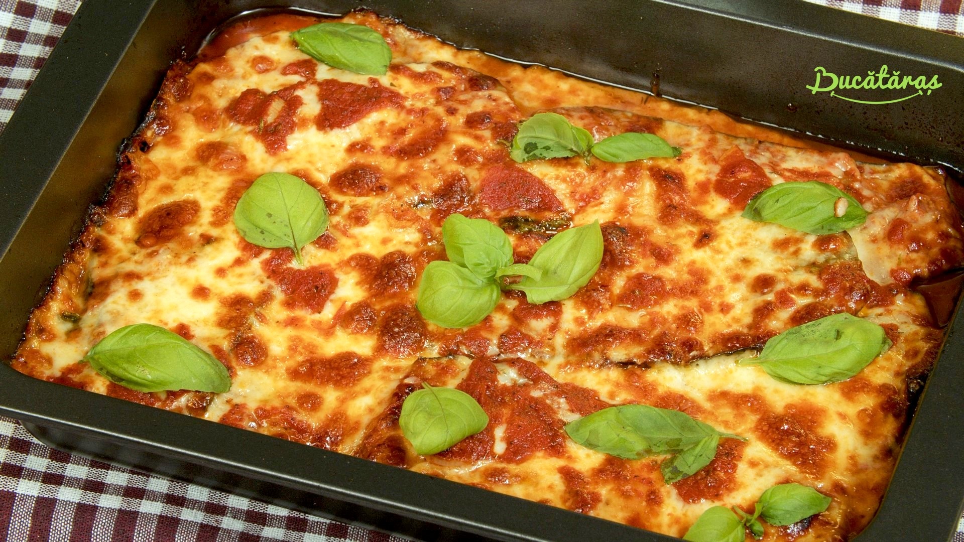 Rețetă de Melanzane alla Parmigiana – Vinete la Parmigiana ca în Italia