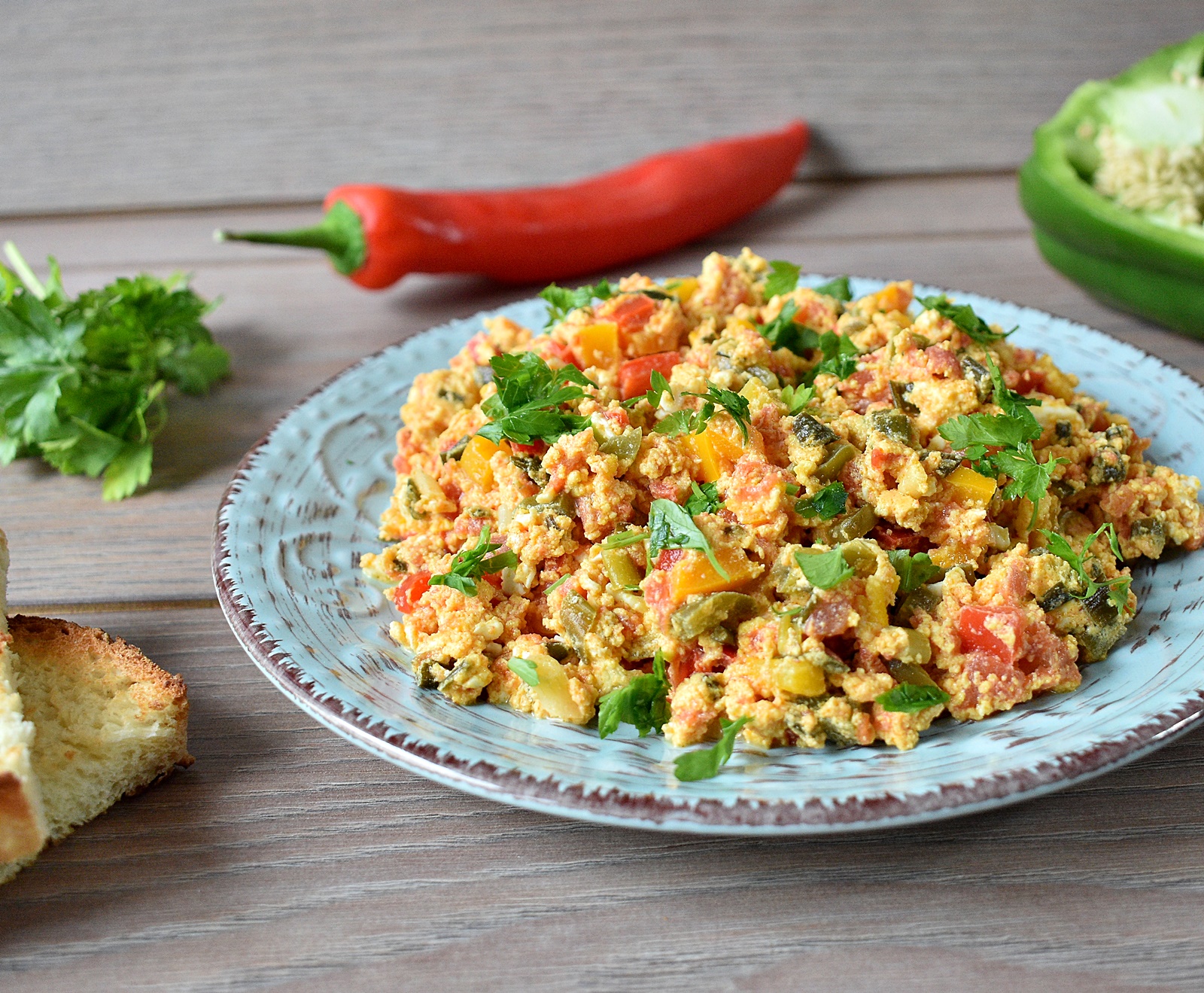 Menemen - Omleta turceasca plina de savoare