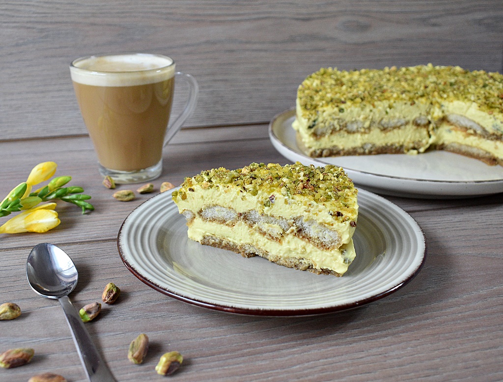 Tiramisu cu fistic - Reteta delicioasa si aromata