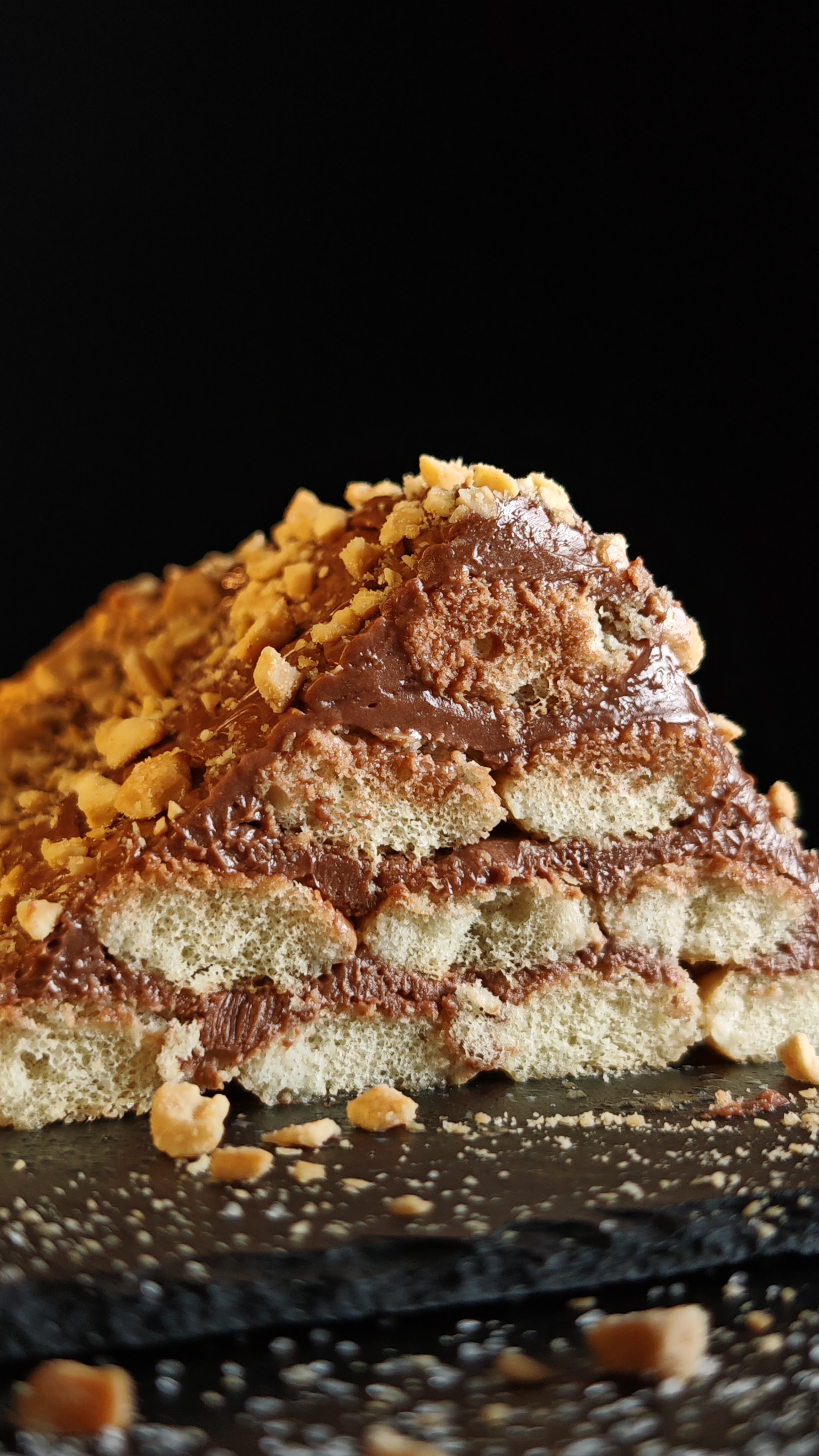 Prăjitura cu pișcoturi și cremă cu Nutella - Rețeta rapidă și delicioasă
