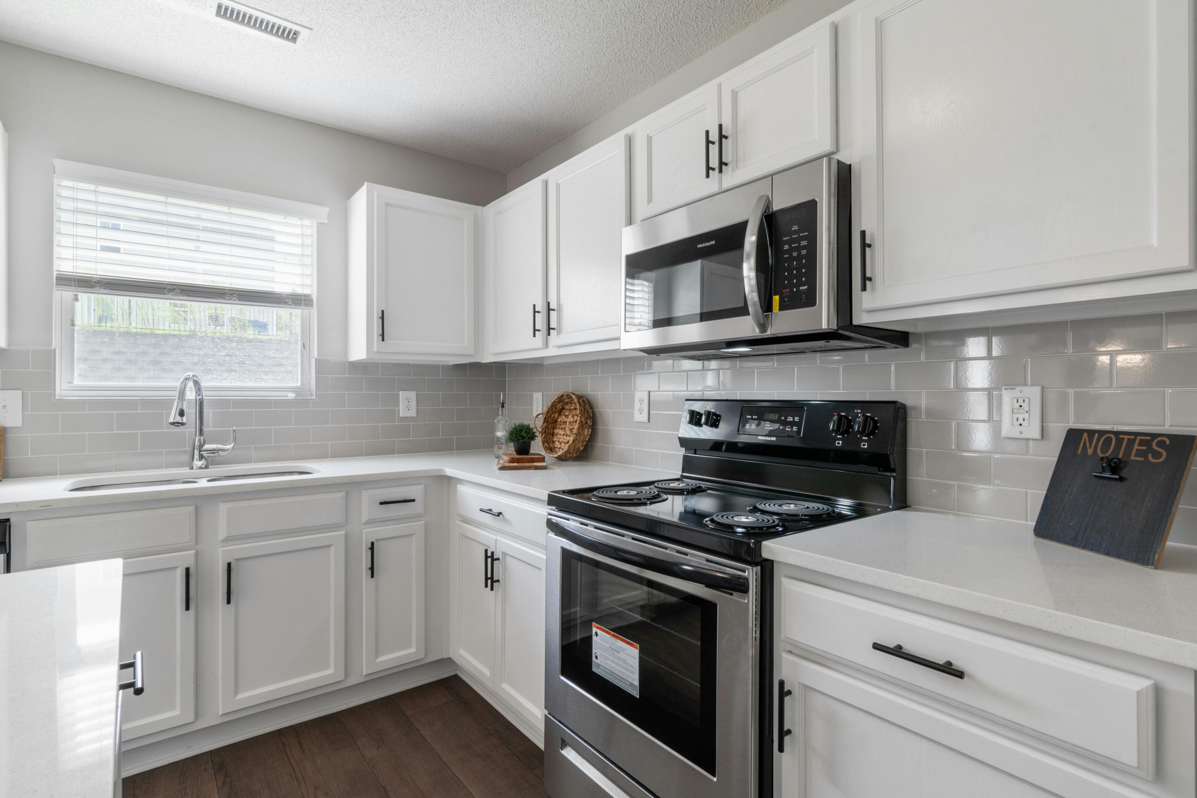 Ghid pentru renovarea bucătăriei în 6 pași simpli