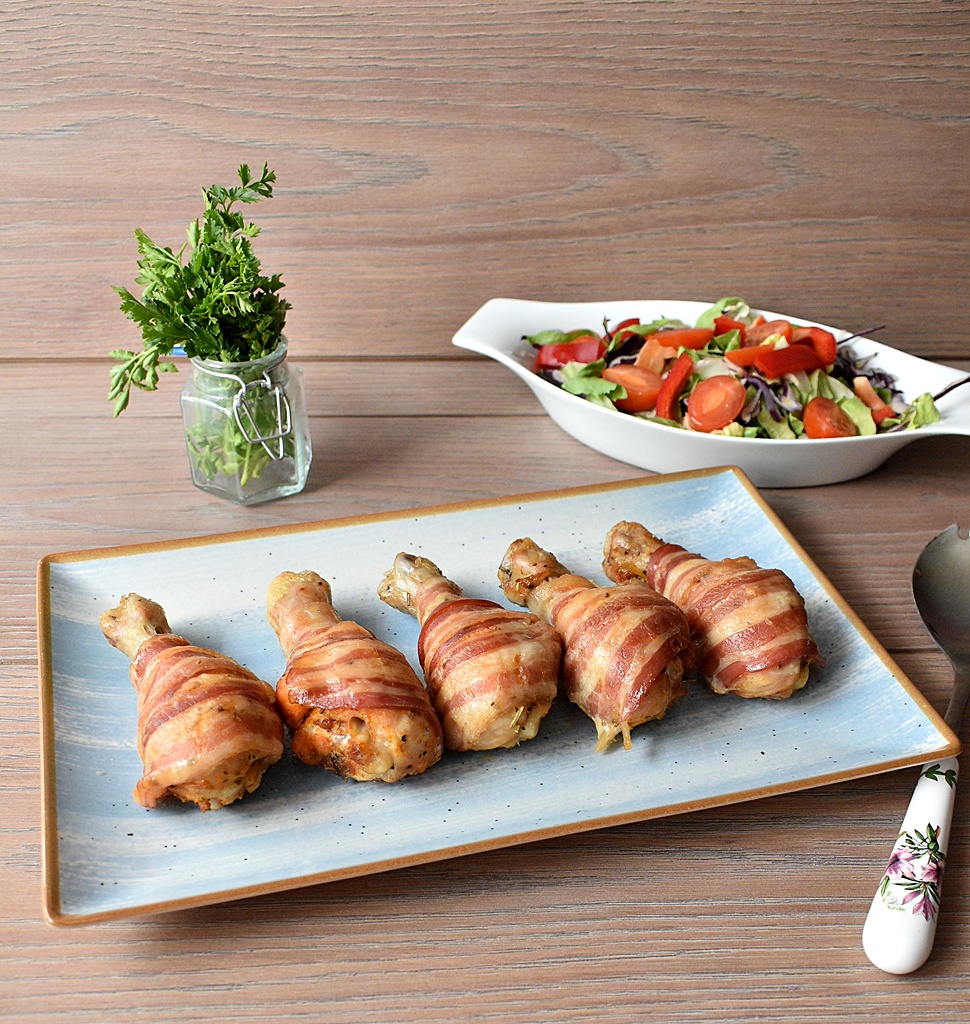 Copanele de pui in bacon - Reteta rapida la cuptor