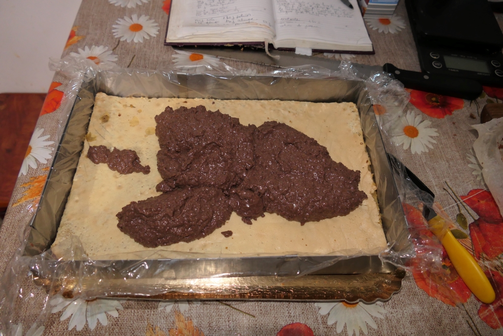 Prajitura cu dragoste ( Leontina 55 )