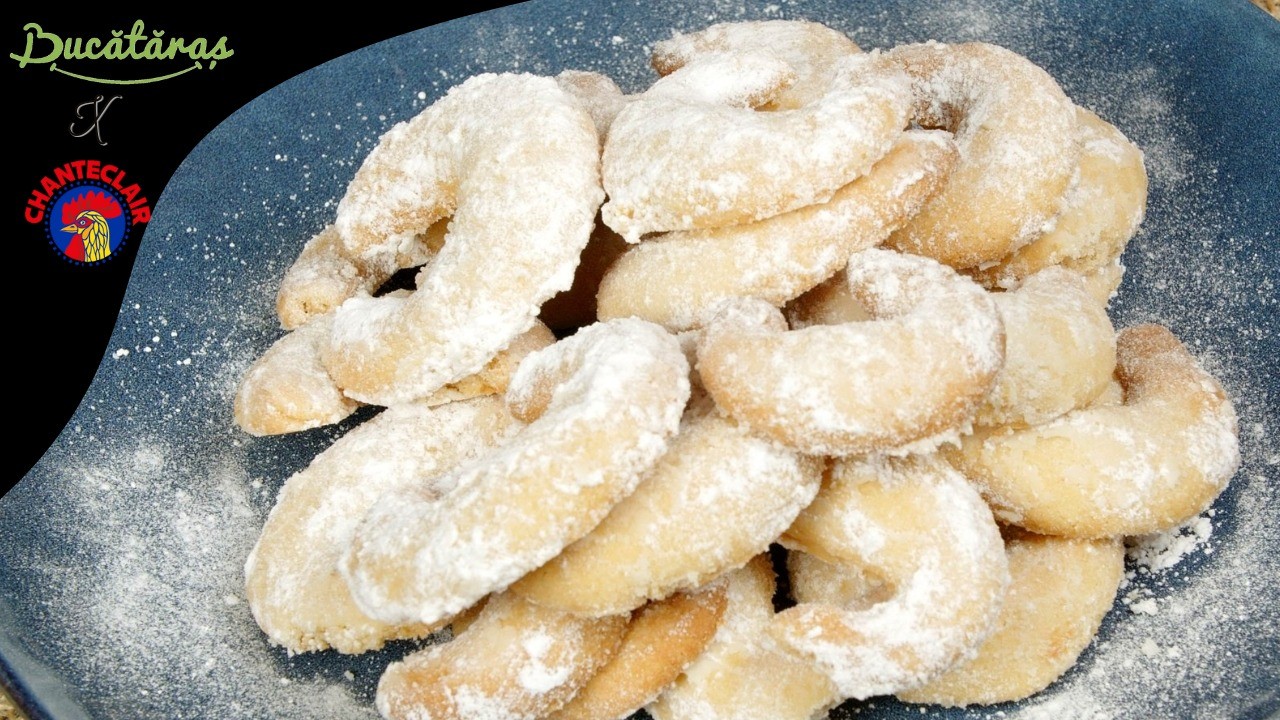 Cornulețe fragede cu migdale - Rețeta ușoară și delicioasă