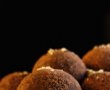 Bomboane de post cu biscuiți și nucă – desert simplu, rapid și delicios-2