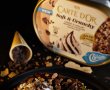 Clătite americane cu fructe, înghețată și topping crunchy -3